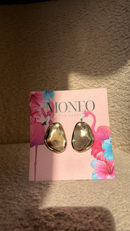 Gold earrings
