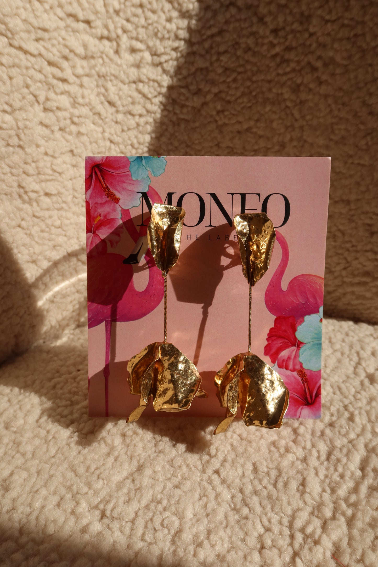 Vintage gold flower earrings