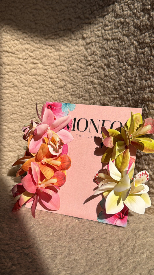 5 piece Floral Clips